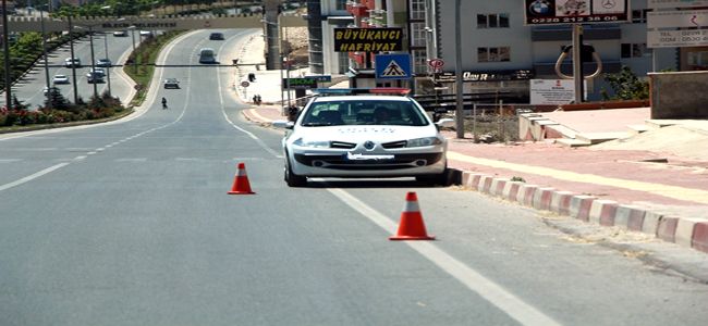 UYARI LEVHASI YOKSA RADARLA HIZA CEZA DA YOK